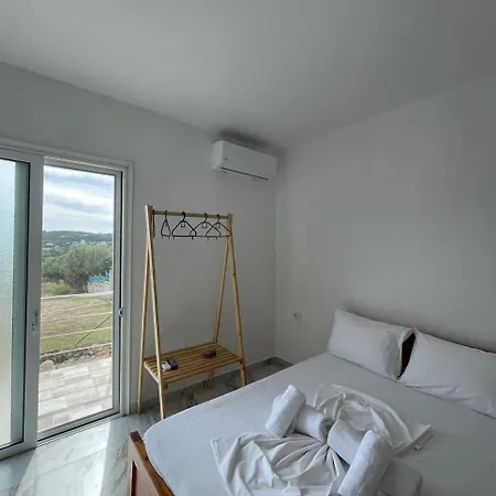 Ambelas Guest 4 Himarë